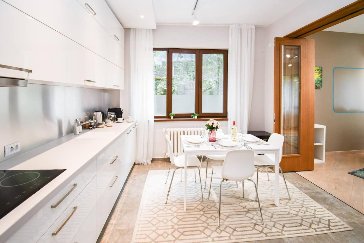 Apartment Will New Modern & Spacious Apt! *
